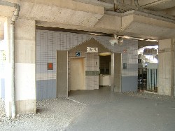桐生駅改札外のトイレ