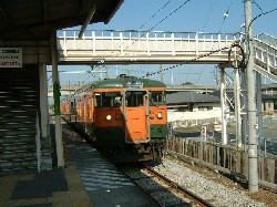 駒形駅跨線橋